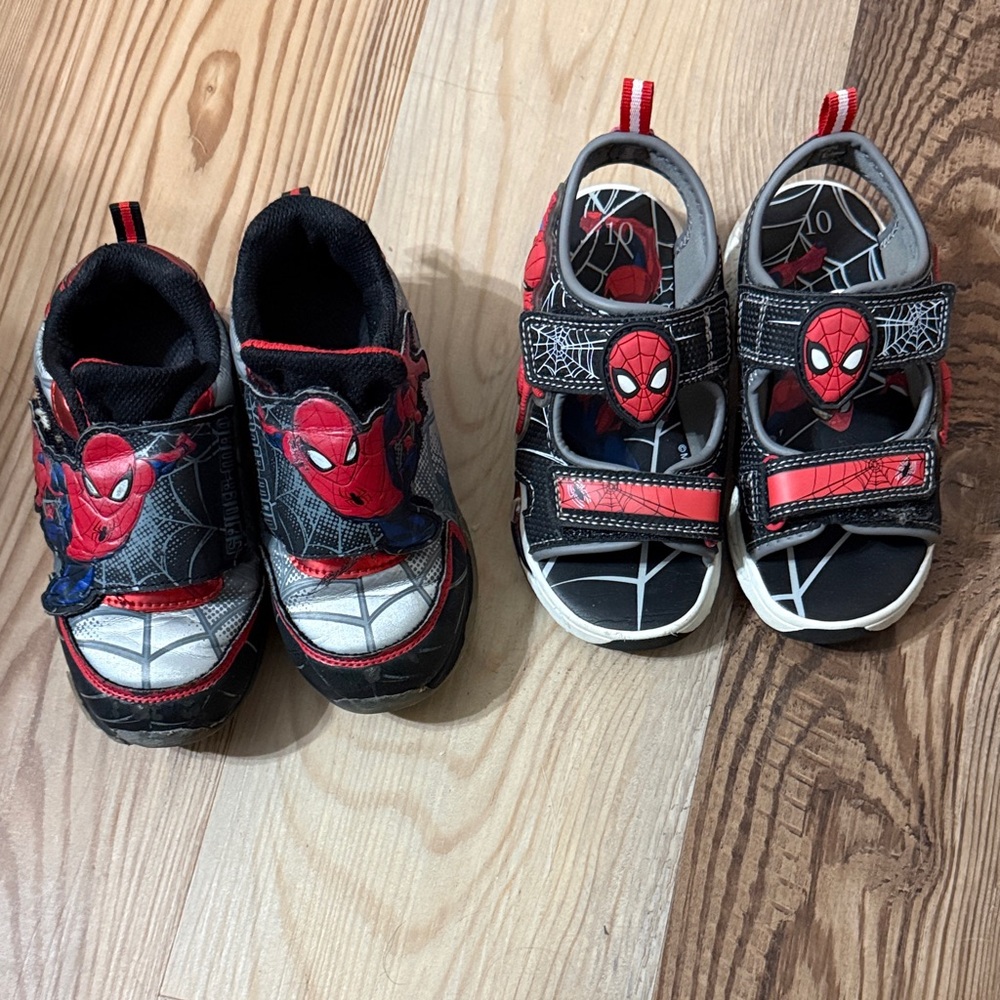 2 Pairs of Light Up Spider-Man Kids Shoes Size 10.